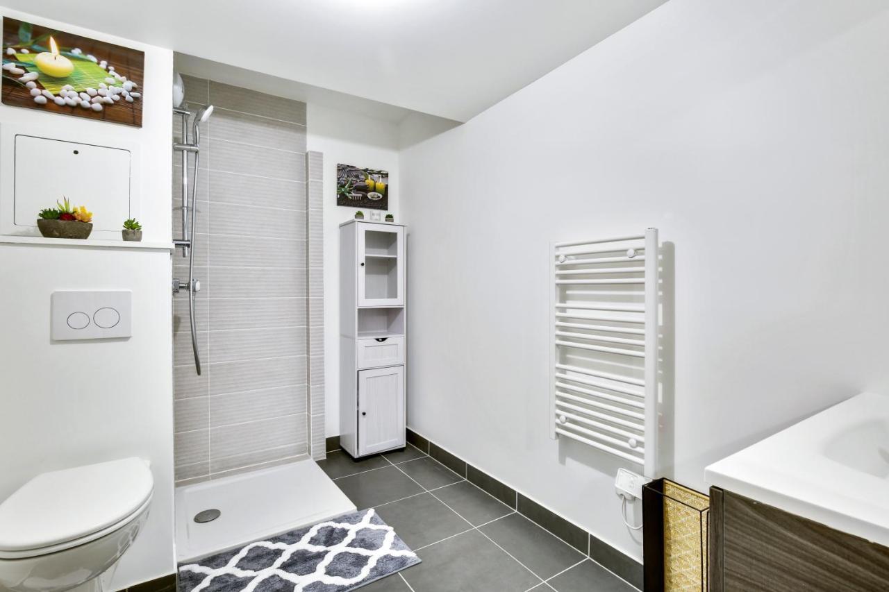 Chic Studio Near Paris - La Defense Безон Экстерьер фото